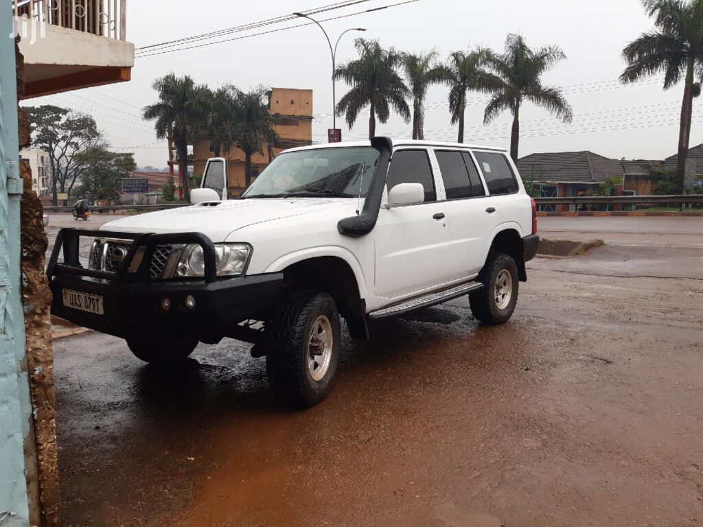 Cheap 4x4 Nissan Patrol - Rent a Car Uganda